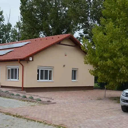Kiskun Vendeghaz Kiskunlacházi Bankháza